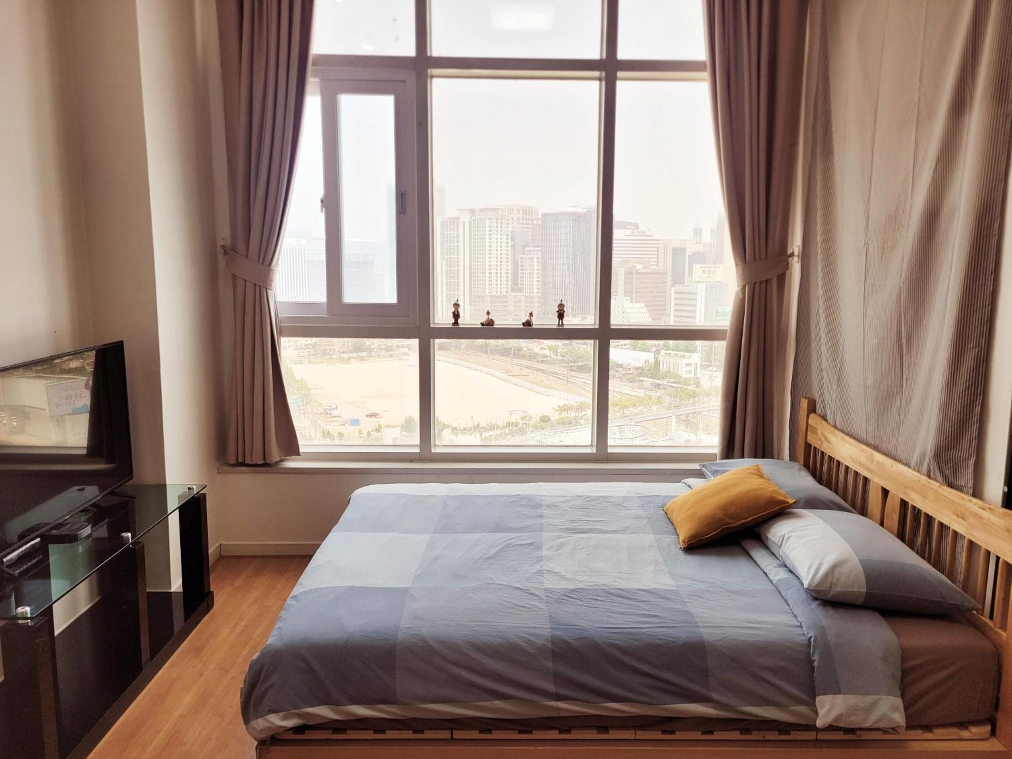 Travel House Apartemen